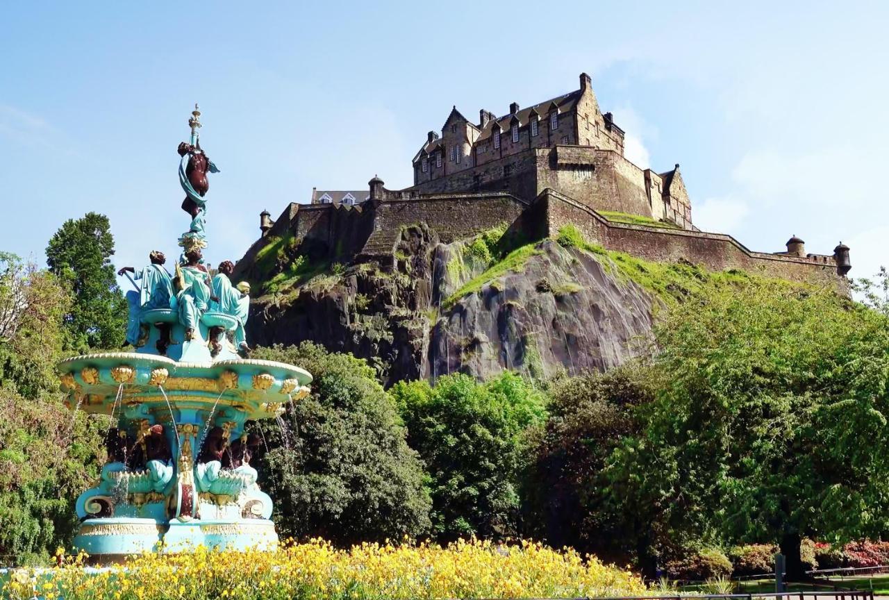 Historic Dean Village Treasure, Sleeps 4 Edinburgh Eksteriør billede